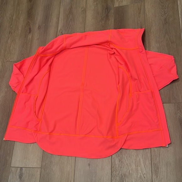 Lululemon Pump it Up Full Zip Jacket Coral Orange/Pink Cowl Conch Neck Size 6 - Picture 10 of 14
